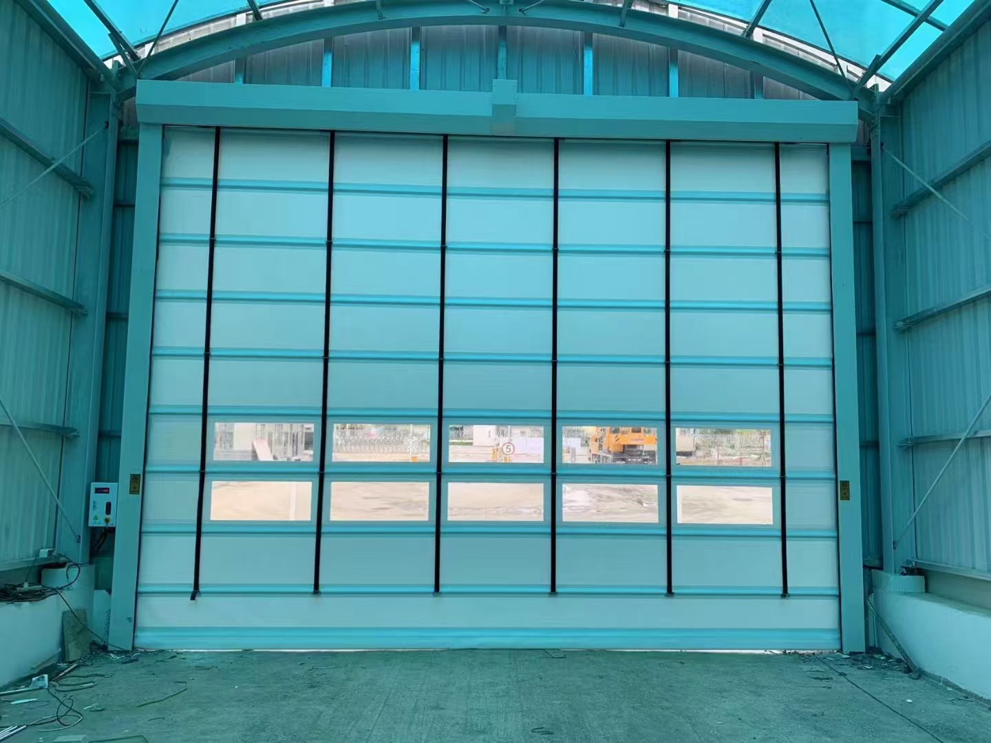 Flexible stacking doors.jpg