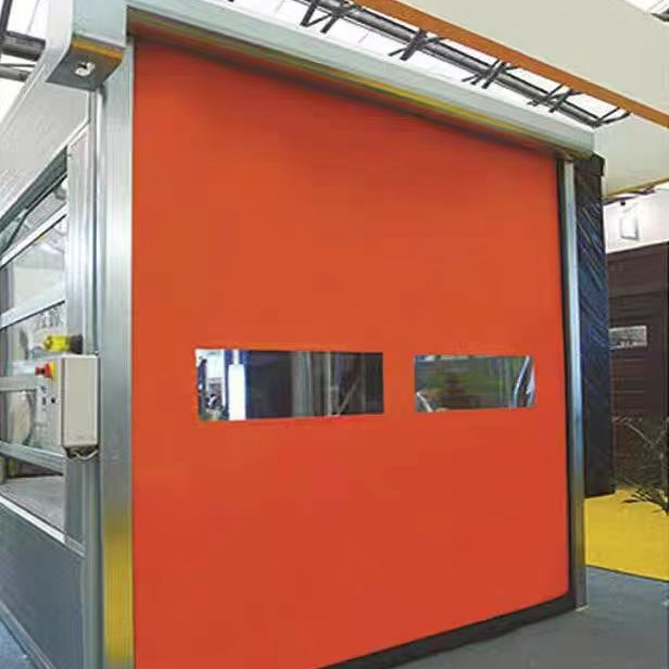 Fast rolling doors