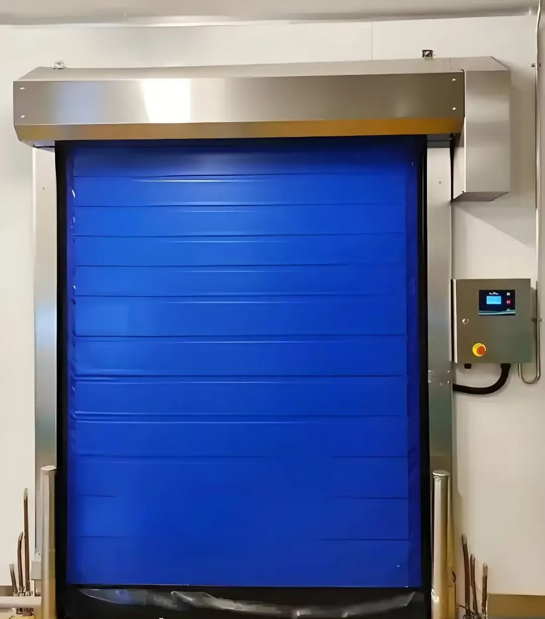 Cold storage fast door