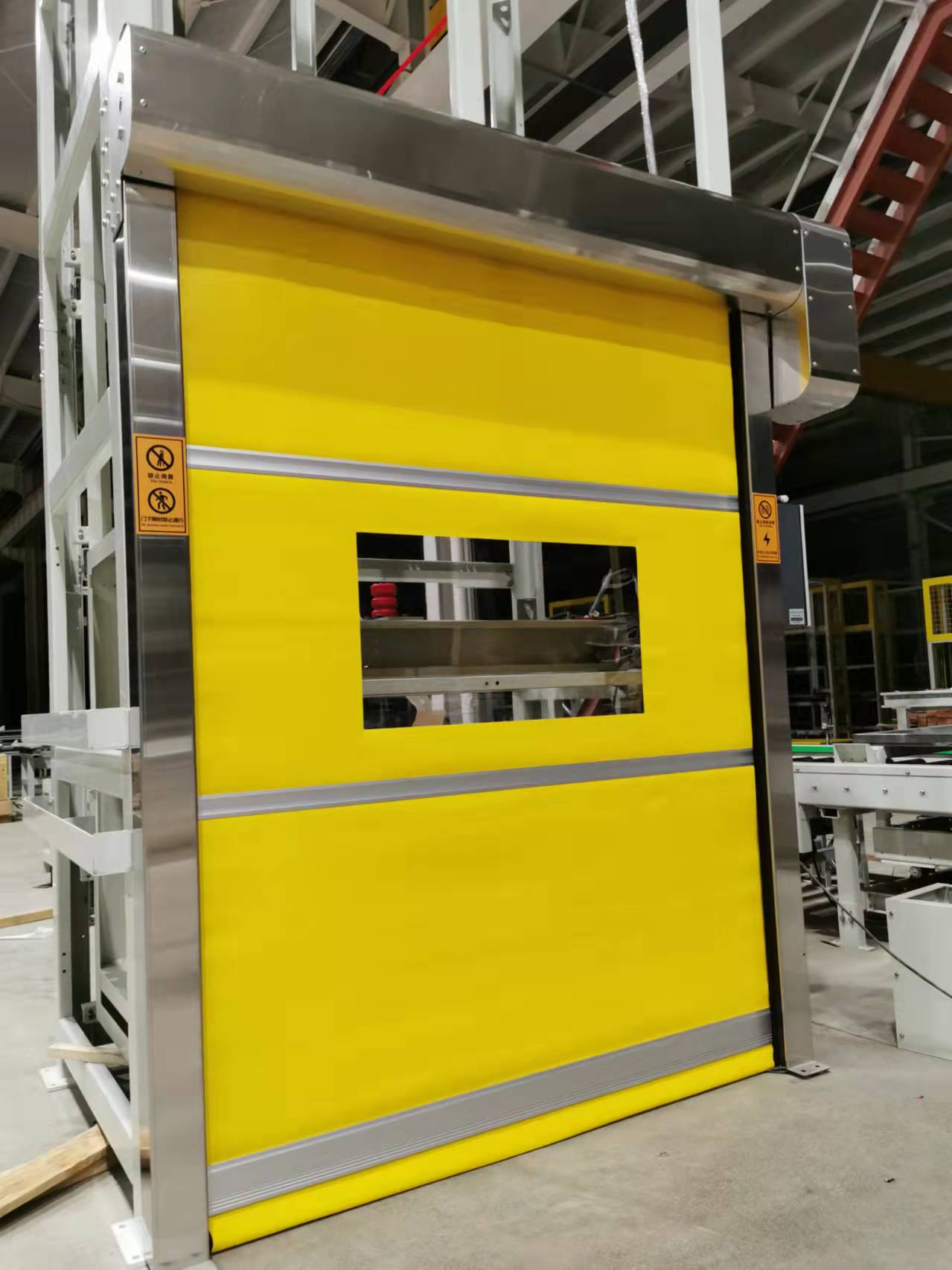 Fast rolling doors