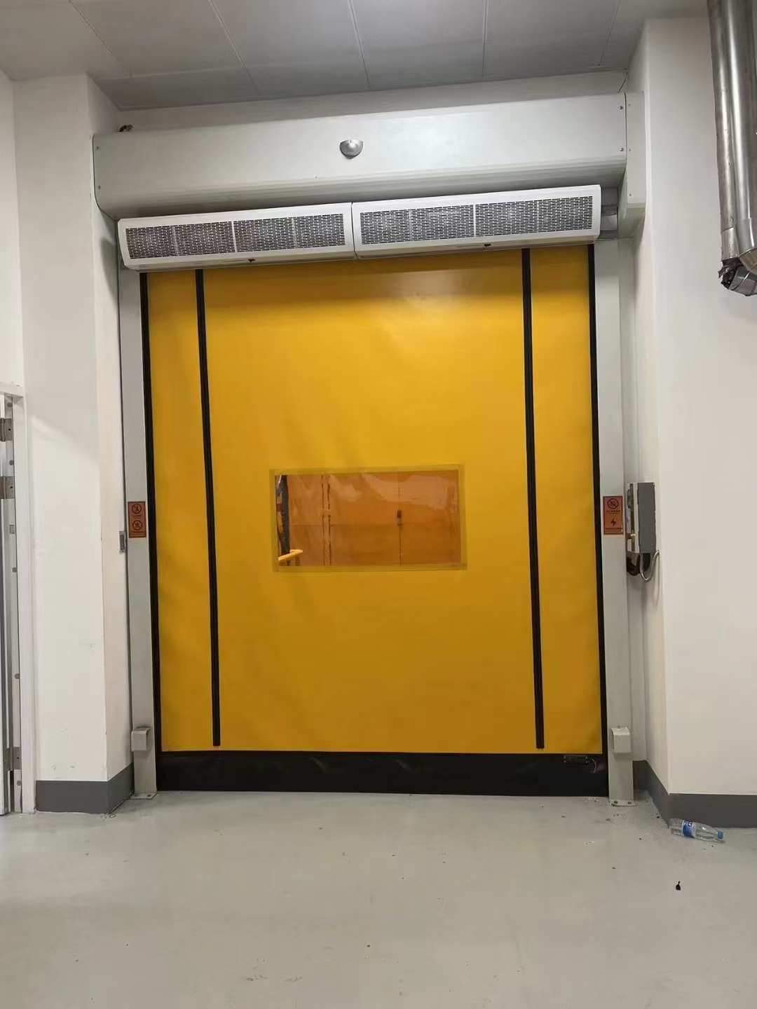 Quick zipper doors