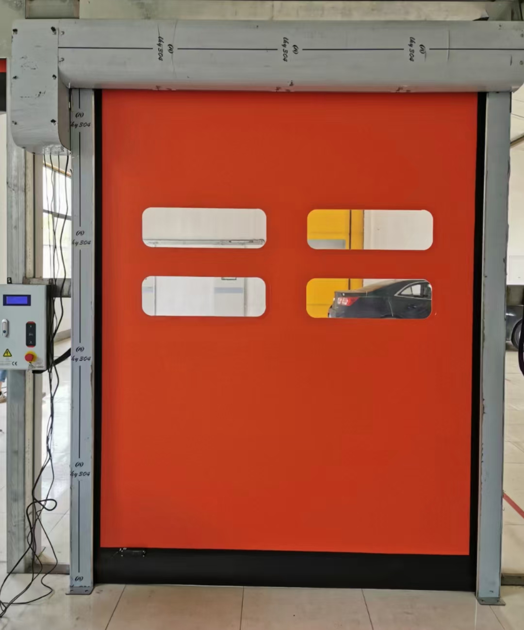 Zipper fast door