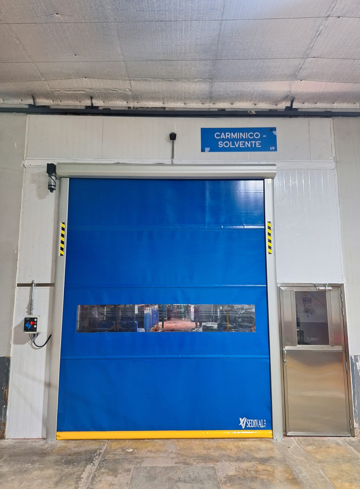 PVC Wind-Resistant Roller Shutter Door with Wheels 1.png PVC Wind-Resistant Roller Shutter Door with Wheels 1.png