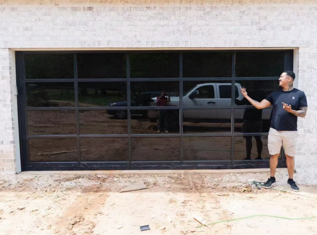 Full see-through glass garage door 2.jpg